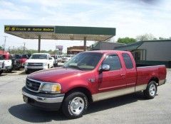 2000 Ford F150 4dr XLT Extended Cab