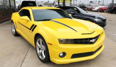 2011 Chevrolet Camaro 2dr Cpe 2SS